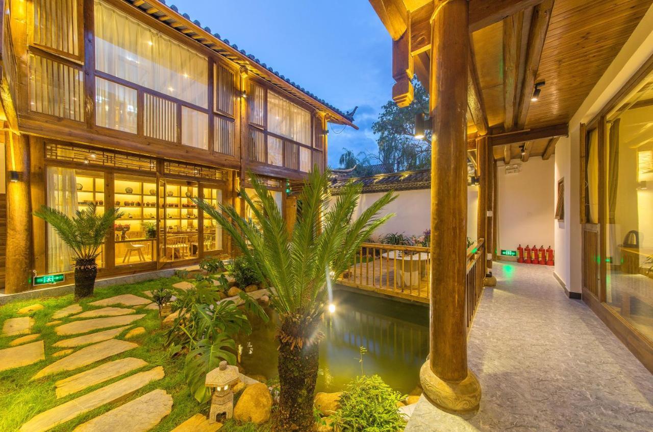 桐墅客栈 Lijiang Village House Kültér fotó