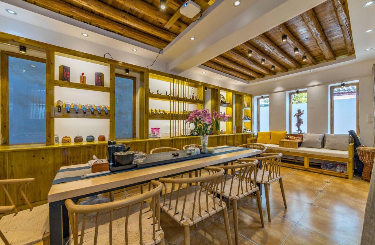 桐墅客栈 Lijiang Village House Kültér fotó